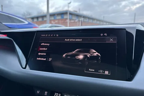 KP73LFF Audi RS e-tron GT 440,00 kW Thumbnail #58