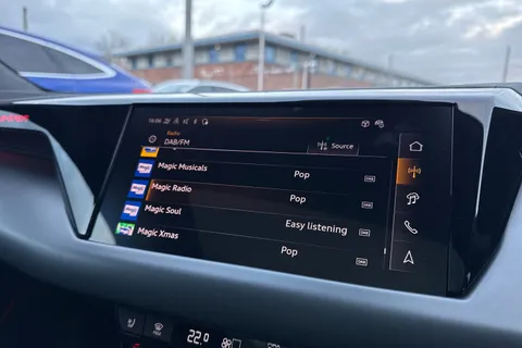 KP73LFF Audi RS e-tron GT 440,00 kW Thumbnail #60