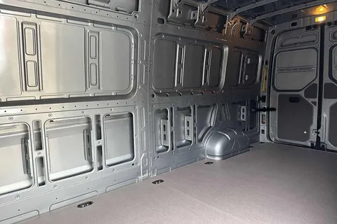 PK75BFO Volkswagen Crafter CR35 Panel van Commerce Plus LWB 140 PS 2.0 TDI 8sp Automatic FWD Thumbnail #13