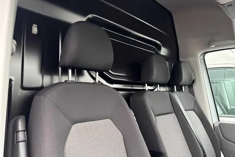 PK75BFO Volkswagen Crafter CR35 Panel van Commerce Plus LWB 140 PS 2.0 TDI 8sp Automatic FWD Thumbnail #20