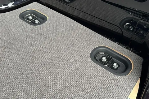 CX75HWO Volkswagen Crafter 2.0 TDI 177PS Commerce Plus High Roof Van Auto Thumbnail #10