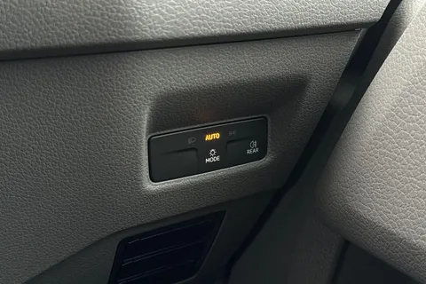 CX75HWO Volkswagen Crafter 2.0 TDI 177PS Commerce Plus High Roof Van Auto Thumbnail #14