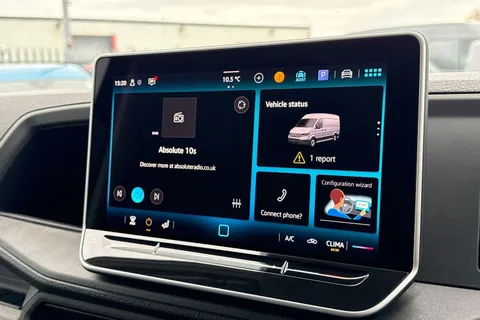 CX75HWO Volkswagen Crafter 2.0 TDI 177PS Commerce Plus High Roof Van Auto Thumbnail #37