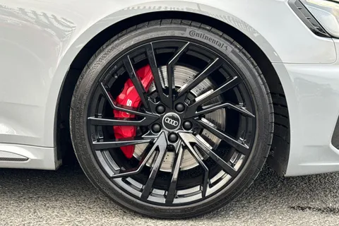 11 of 66 for Audi RS 4 Avant RS 4 Avant Carbon Black 450 PS tiptronic