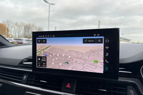 17 of 66 for Audi RS 4 Avant RS 4 Avant Carbon Black 450 PS tiptronic