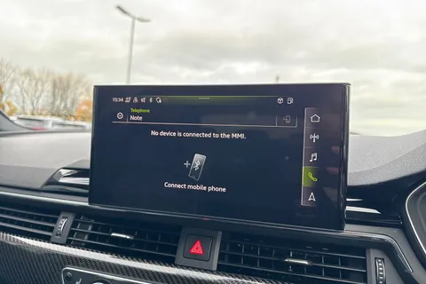 56 of 66 for Audi RS 4 Avant RS 4 Avant Carbon Black 450 PS tiptronic