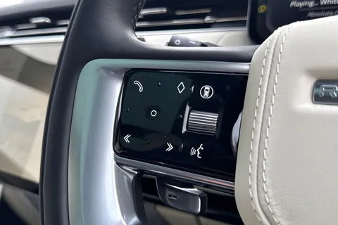 Land Rover Range Rover 3.0 D300 MHEV Edition Auto 4WD Euro 6 (s/s) 5dr Thumbnail #18