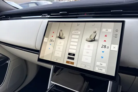 Land Rover Range Rover 3.0 D300 MHEV Edition Auto 4WD Euro 6 (s/s) 5dr Thumbnail #20