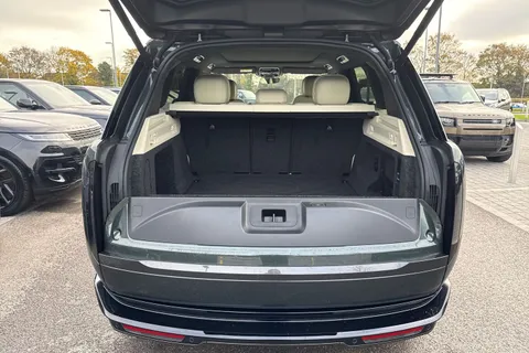 Land Rover Range Rover 3.0 D300 MHEV Edition Auto 4WD Euro 6 (s/s) 5dr Thumbnail #23