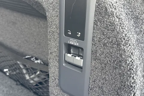 Land Rover Range Rover 3.0 D300 MHEV Edition Auto 4WD Euro 6 (s/s) 5dr Thumbnail #25