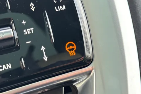 Land Rover Range Rover 3.0 D300 MHEV Edition Auto 4WD Euro 6 (s/s) 5dr Thumbnail #35