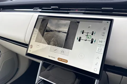 Land Rover Range Rover 3.0 D300 MHEV Edition Auto 4WD Euro 6 (s/s) 5dr Thumbnail #47