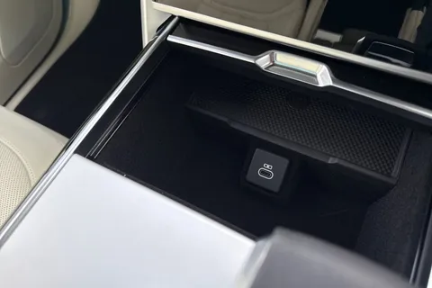 Land Rover Range Rover 3.0 D300 MHEV Edition Auto 4WD Euro 6 (s/s) 5dr Thumbnail #51