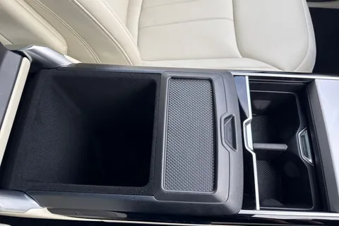 Land Rover Range Rover 3.0 D300 MHEV Edition Auto 4WD Euro 6 (s/s) 5dr Thumbnail #54