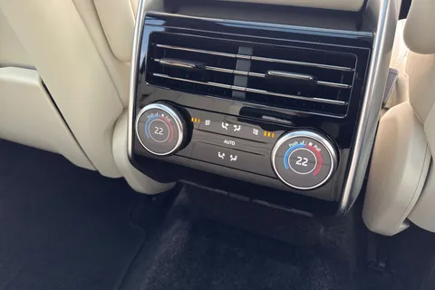 Land Rover Range Rover 3.0 D300 MHEV Edition Auto 4WD Euro 6 (s/s) 5dr Thumbnail #58