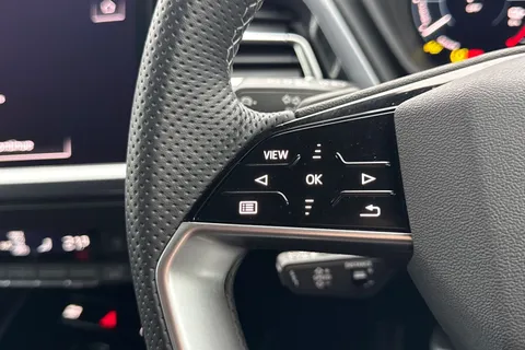 26 of 66 for Audi Q4 e-tron Q4 Black Edition 45 e-tron kW