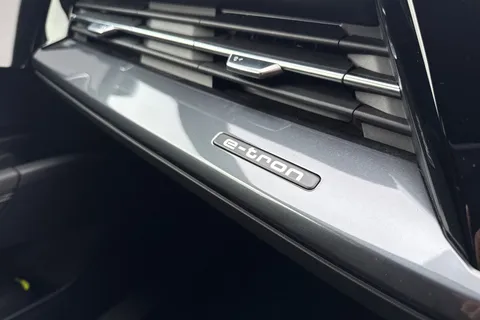 59 of 66 for Audi Q4 e-tron Q4 Black Edition 45 e-tron kW