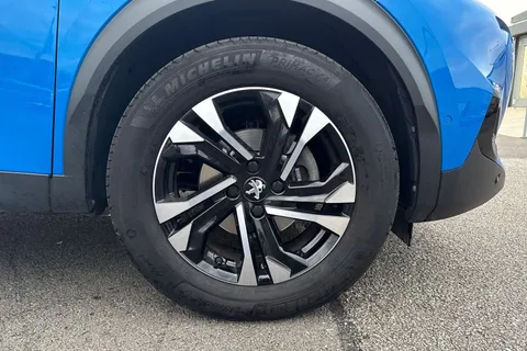 CX71YMY PEUGEOT 2008 1.2 PureTech GT Euro 6 (s/s) 5dr Thumbnail #10