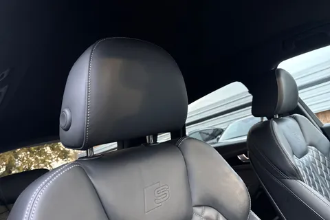 DG73BXZ Audi Q5 Edition 1 40 TDI quattro 204 PS S tronic Thumbnail #25