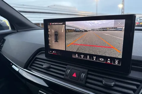 DG73BXZ Audi Q5 Edition 1 40 TDI quattro 204 PS S tronic Thumbnail #34