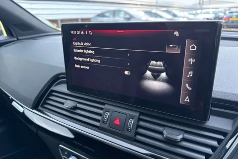 DG73BXZ Audi Q5 Edition 1 40 TDI quattro 204 PS S tronic Thumbnail #46