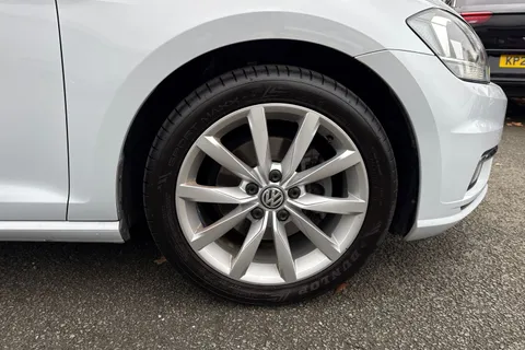 9 of 42 for Volkswagen Golf 1.5 TSI EVO 150 GT 5dr | Acc | App connect