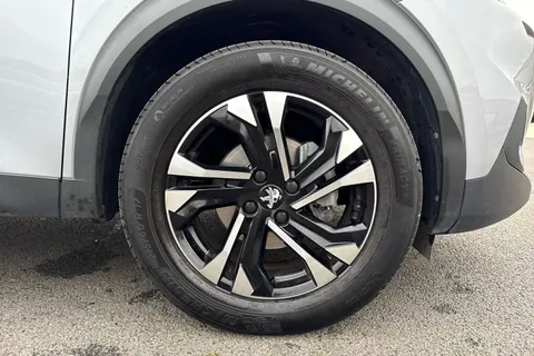 10 of 67 for PEUGEOT 2008 1.2 PureTech Allure EAT Euro 6 (s/s) 5dr