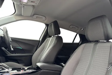 16 of 67 for PEUGEOT 2008 1.2 PureTech Allure EAT Euro 6 (s/s) 5dr