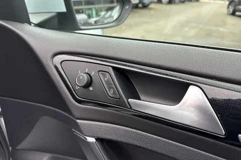 20 of 42 for Volkswagen Golf 1.5 TSI EVO 150 GT 5dr | Acc | App connect