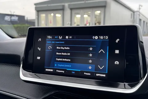 46 of 67 for PEUGEOT 2008 1.2 PureTech Allure EAT Euro 6 (s/s) 5dr