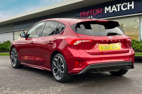 EO69AHV Ford Focus 1.5T EcoBoost ST-Line X Hatchback 5dr Petrol Auto Euro 6 (s/s) (182 ps) Thumbnail #3
