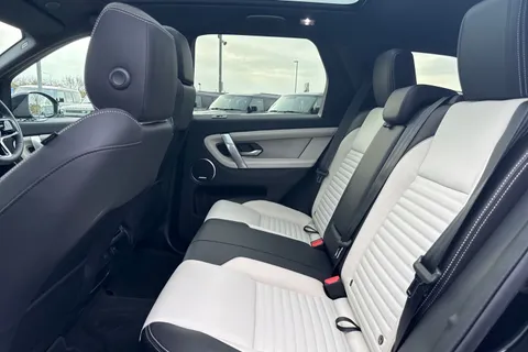 Land Rover Discovery Sport 2.0 D200 MHEV Dynamic SE Auto 4WD Euro 6 (s/s) 5dr Thumbnail #5