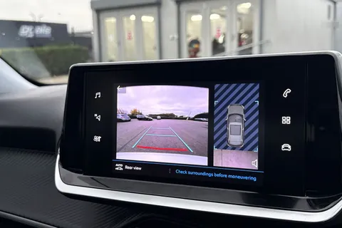 52 of 67 for PEUGEOT 2008 1.2 PureTech Allure EAT Euro 6 (s/s) 5dr