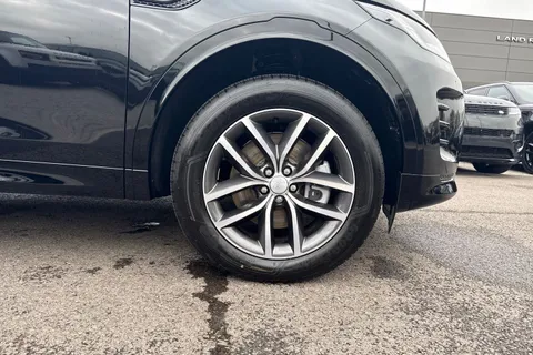 Land Rover Discovery Sport 2.0 D200 MHEV Dynamic SE Auto 4WD Euro 6 (s/s) 5dr Thumbnail #9