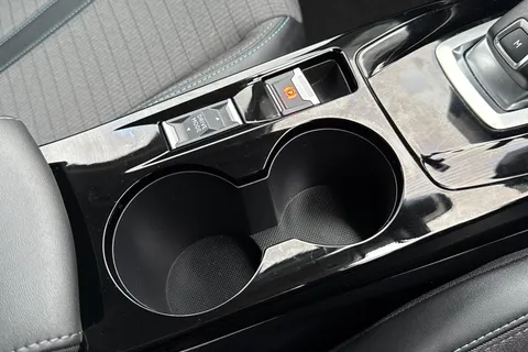 56 of 67 for PEUGEOT 2008 1.2 PureTech Allure EAT Euro 6 (s/s) 5dr