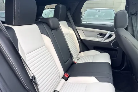 Land Rover Discovery Sport 2.0 D200 MHEV Dynamic SE Auto 4WD Euro 6 (s/s) 5dr Thumbnail #13