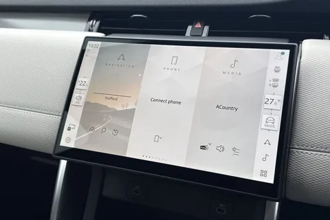 Land Rover Discovery Sport 2.0 D200 MHEV Dynamic SE Auto 4WD Euro 6 (s/s) 5dr Thumbnail #21