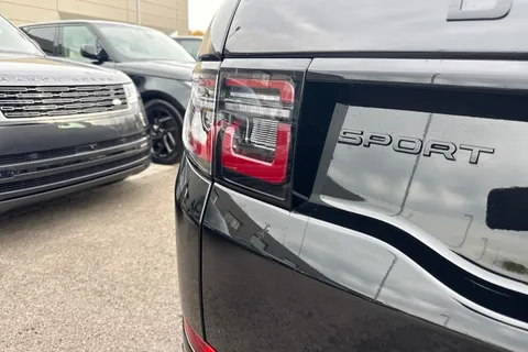 Land Rover Discovery Sport 2.0 D200 MHEV Dynamic SE Auto 4WD Euro 6 (s/s) 5dr Thumbnail #22