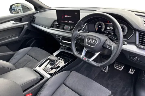YE22WCA Audi Q5 S line 40 TDI quattro 204 PS S tronic Thumbnail #8