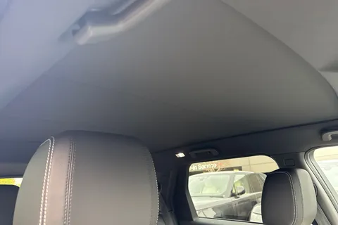 Land Rover Discovery Sport 2.0 D200 MHEV Dynamic SE Auto 4WD Euro 6 (s/s) 5dr Thumbnail #31