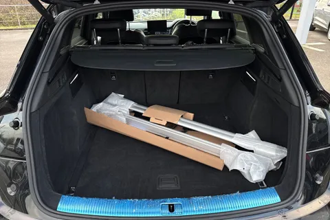 YE22WCA Audi Q5 S line 40 TDI quattro 204 PS S tronic Thumbnail #10