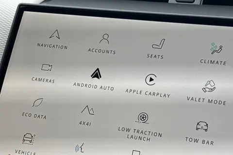 Land Rover Discovery Sport 2.0 D200 MHEV Dynamic SE Auto 4WD Euro 6 (s/s) 5dr Thumbnail #37