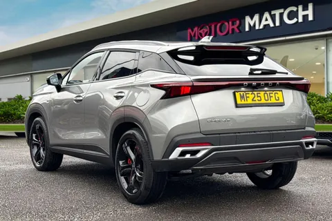 MF25OFG Omoda                     5 1.6 TGDI Noble DCT Euro 6 (s/s) 5dr Thumbnail #3