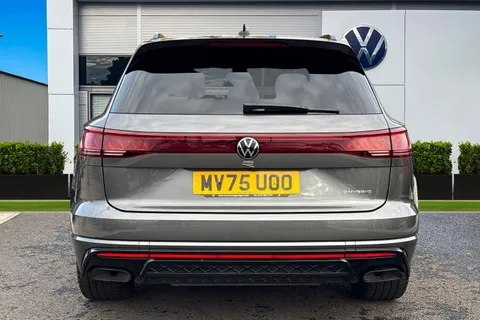 MV75UOO Volkswagen Touareg 3.0 V6 TSI eHybrid 4Motion R 5dr Tip Auto **TOW BAR+DYNAUDIO+HEAD UP DISPLA Thumbnail #5