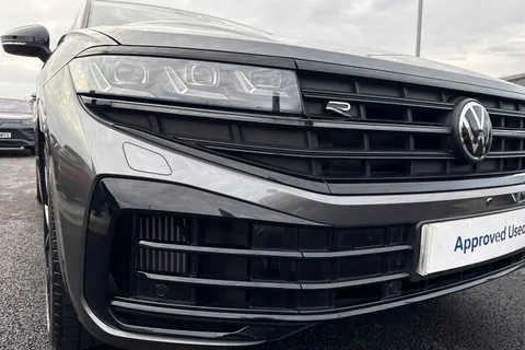 MV75UOO Volkswagen Touareg 3.0 V6 TSI eHybrid 4Motion R 5dr Tip Auto **TOW BAR+DYNAUDIO+HEAD UP DISPLA Thumbnail #9
