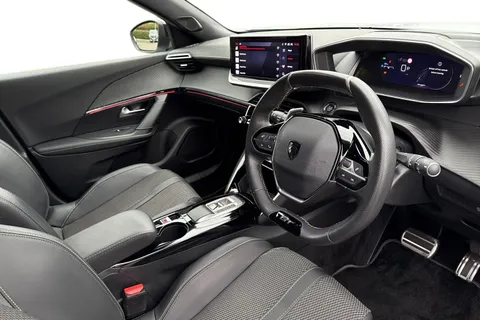 PF73CNV PEUGEOT 2008 1.2 PureTech GT EAT Euro 6 (s/s) 5dr Thumbnail #15