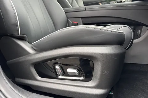 MF25OFG Omoda                     5 1.6 TGDI Noble DCT Euro 6 (s/s) 5dr Thumbnail #33