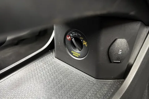 MF25OFG Omoda                     5 1.6 TGDI Noble DCT Euro 6 (s/s) 5dr Thumbnail #52