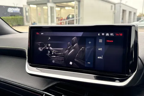 PF73CNV PEUGEOT 2008 1.2 PureTech GT EAT Euro 6 (s/s) 5dr Thumbnail #52