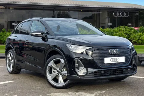  Audi Q4 e-tron 45 Black Edition Auto 5dr 82kWh Thumbnail #2